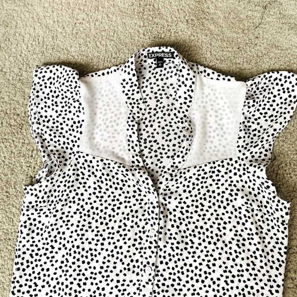 Express womens speckled v-neck full button up short sleeve blouse Size XS - Picture 3 of 5